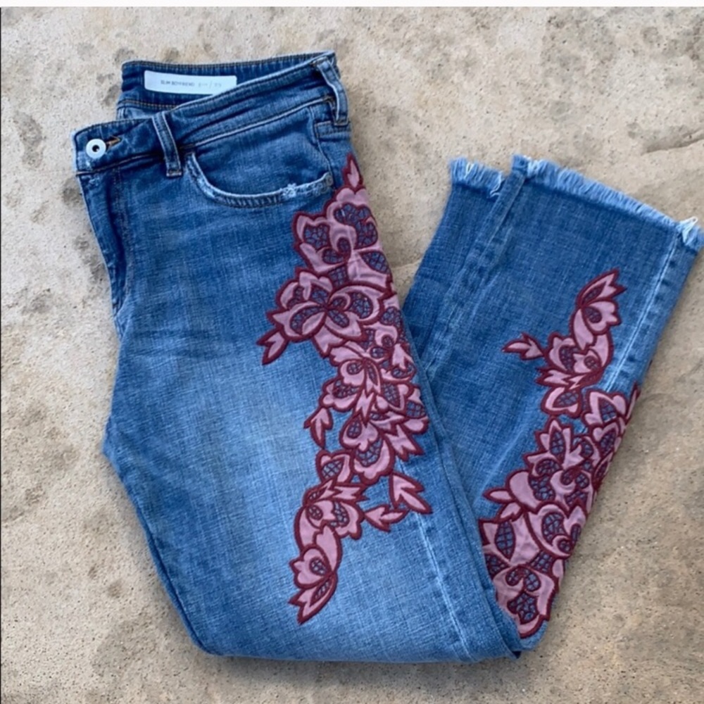 Pilcro & the Letterpess Embroidered Jeans Size 29